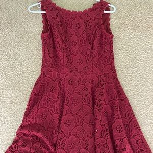 WOMENS DILLARDS RED HOCO/PARTY DRESS: SIZE 1